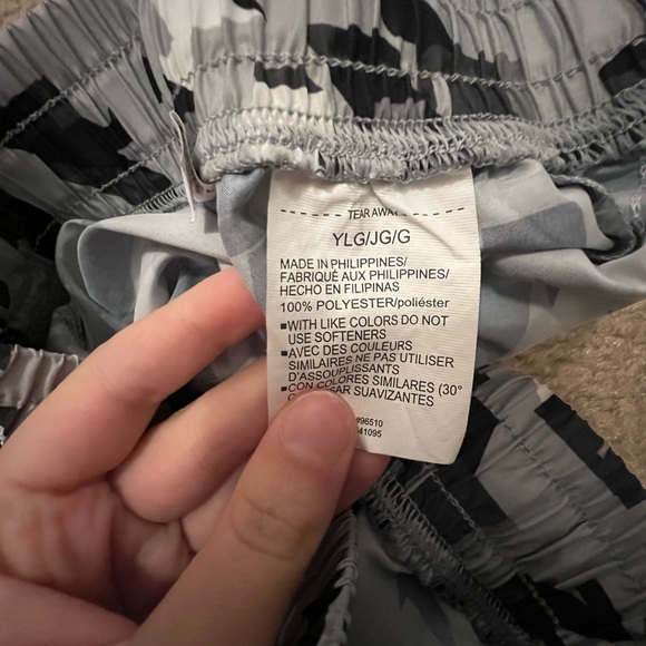 Youth Girls UA shorts - Picture 3 of 3